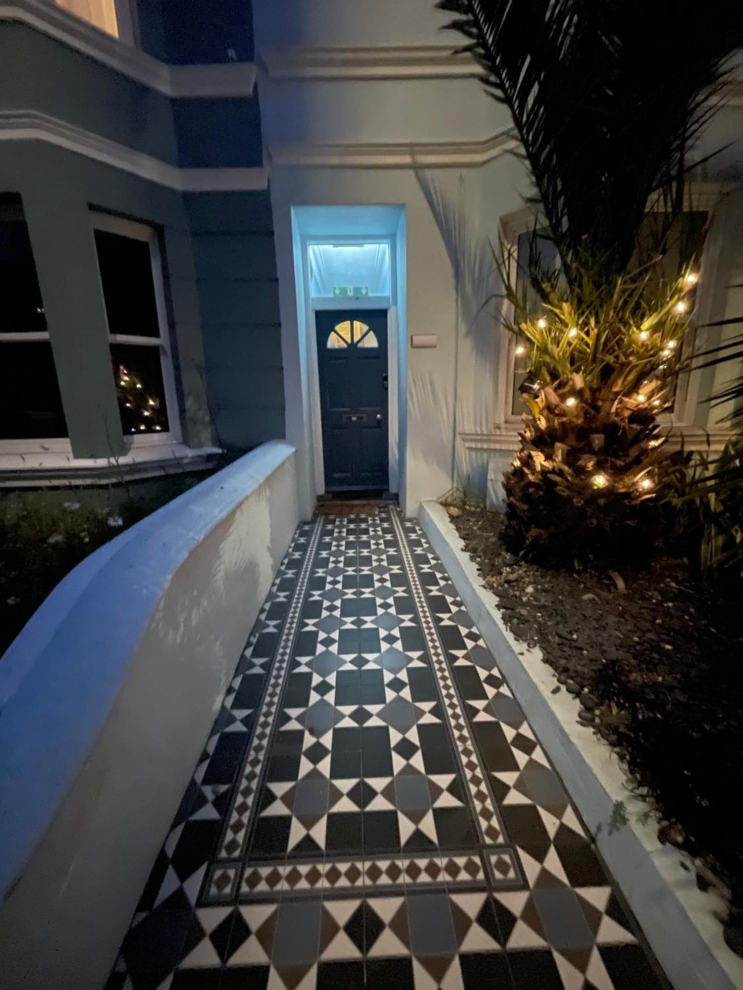 Villa The Palms Hove Exterior foto